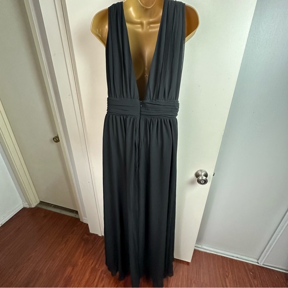 Lulu’s Black Heavenly Hues Airy Woven Chiffon Plunging V-Neck Maxi Dress M - Picture 8 of 15